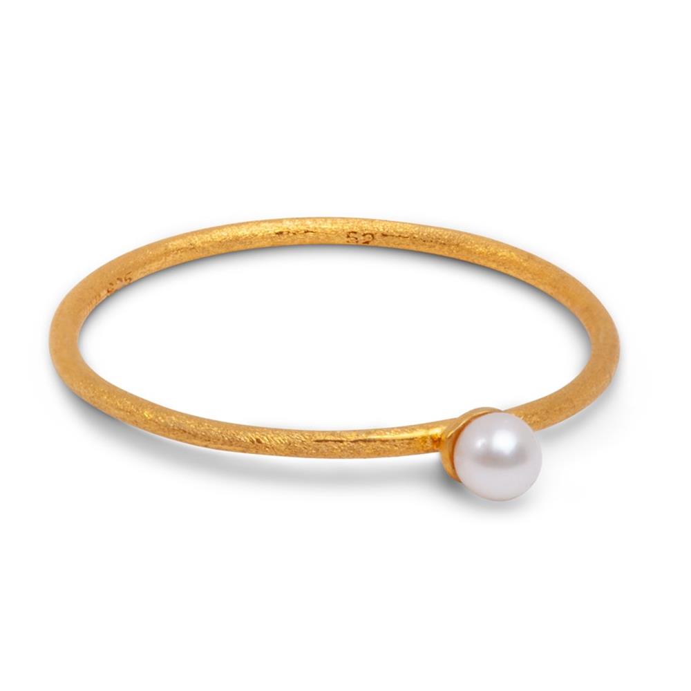 LULU Copenhagen Gold Pearl Finger Ring