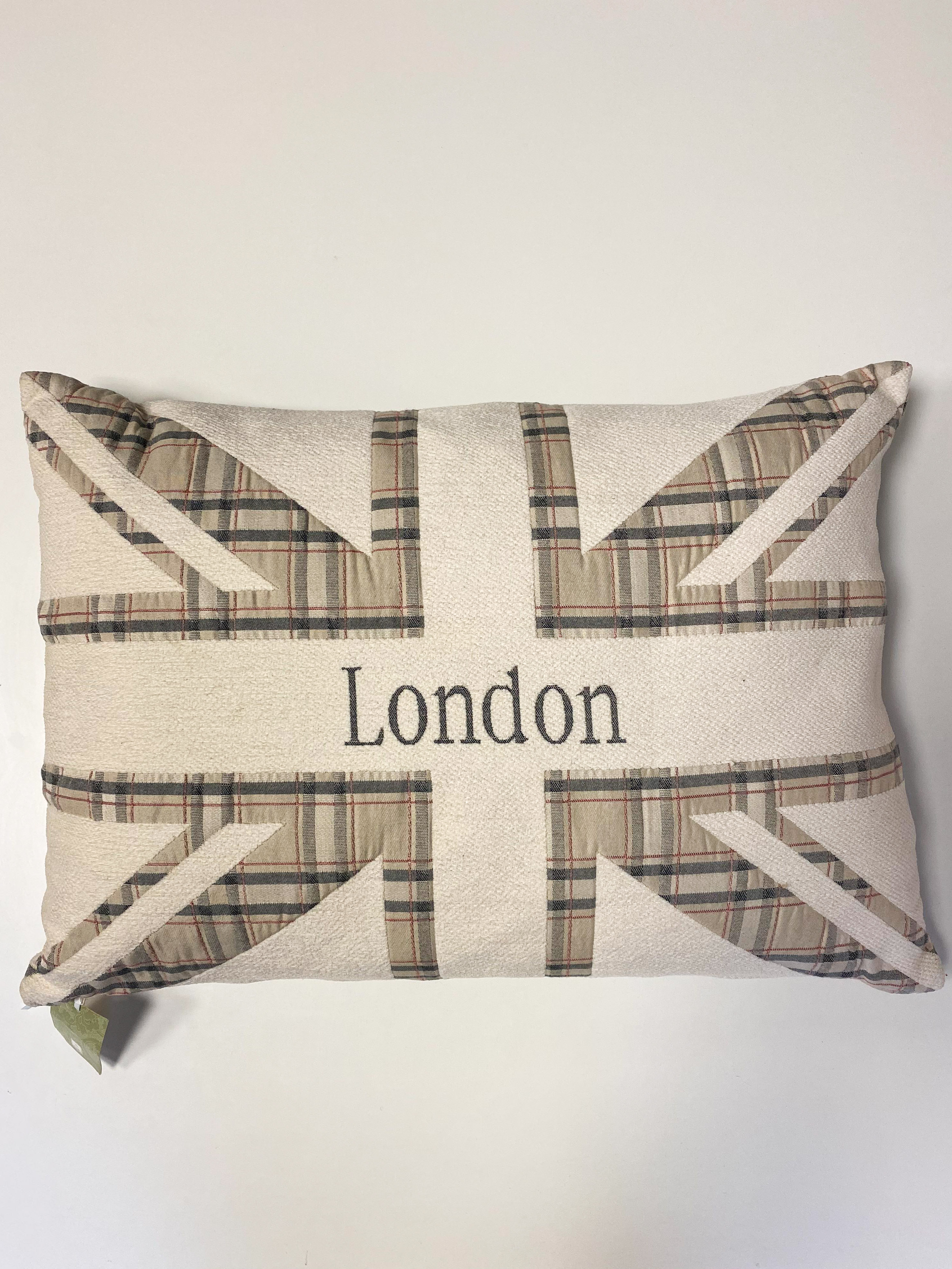 FS Home Collection Creme London Cushion Rectangle 45 x 65cm