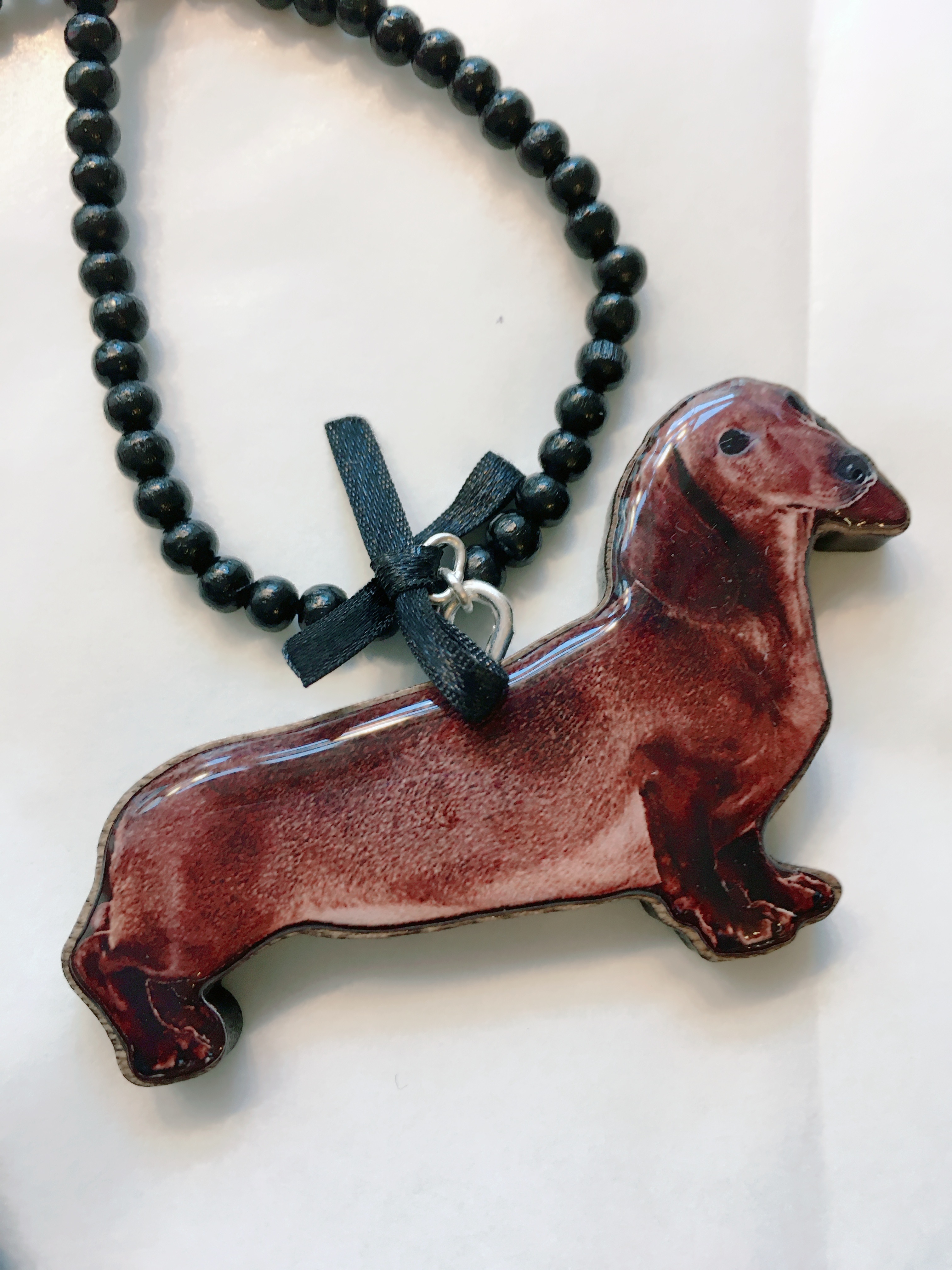 escapulario-necklace-dachshund