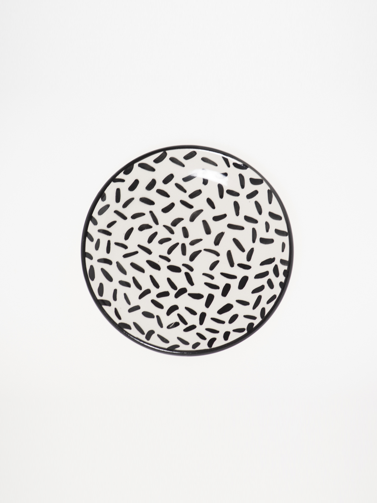 Pura Cal Black Dots Handmade Terracota Mini Plate Zuvi Zeva Zivi