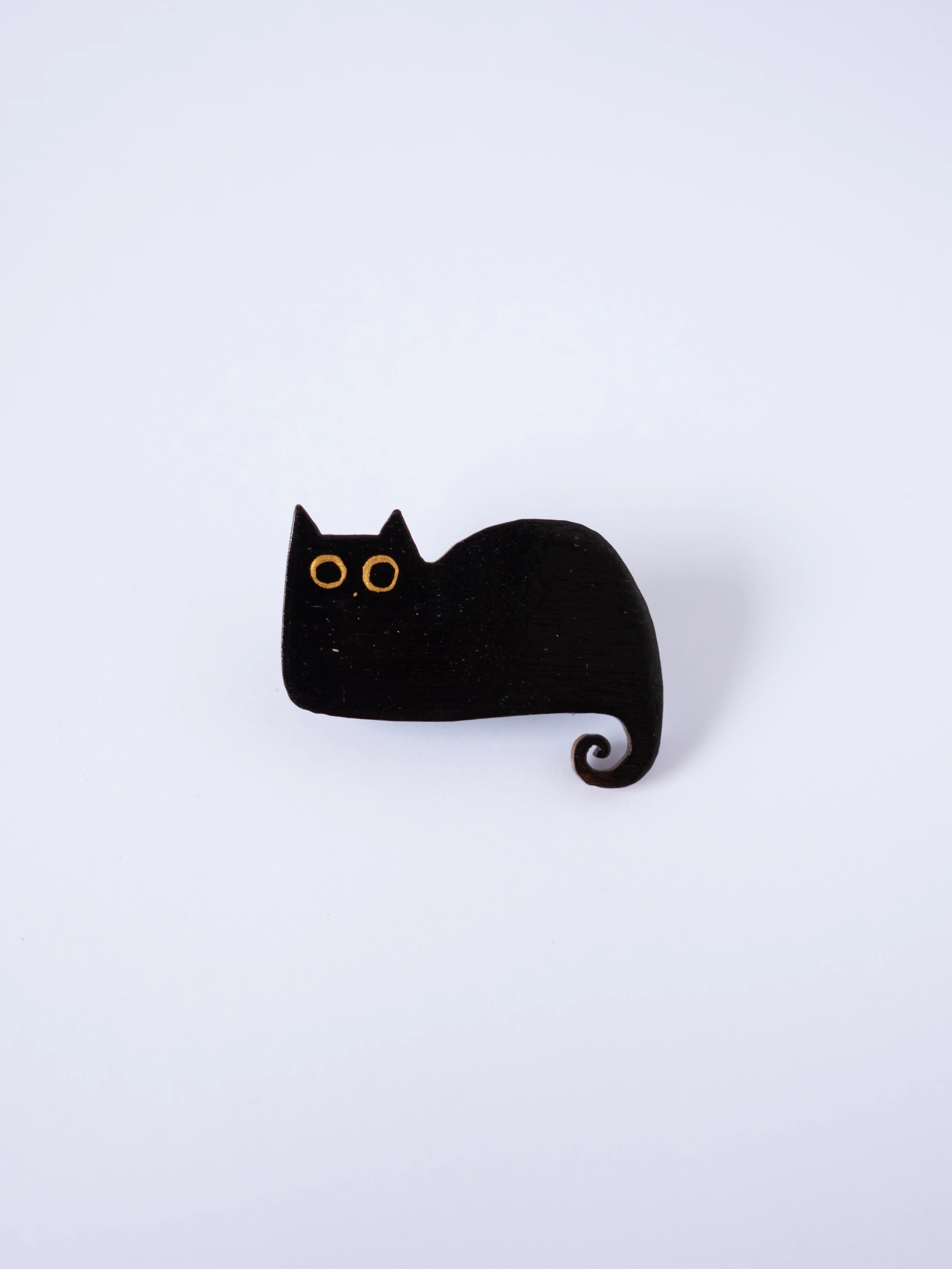 Kiezmietz Black Cat Wooden Brooch