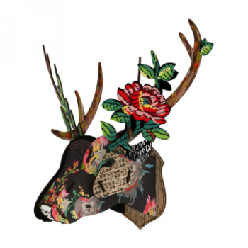 miho-unexpected-things-deer-join-the-club-trophy-head