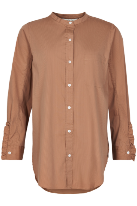 And Less Mocha Mou Alcarlino Shirt