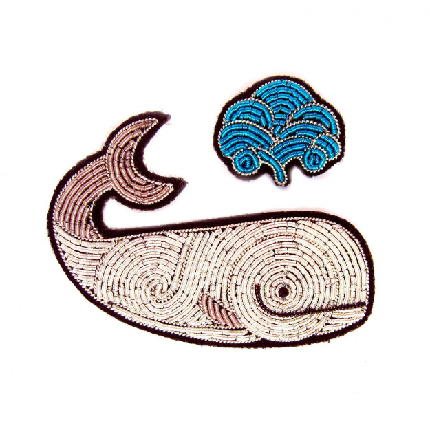 macon-and-lesquoy-moby-dick-brooch-2