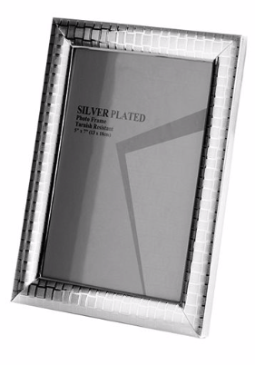 THE BROWNHOUSE INTERIORS Silver Plated Handmade Sines Photo Frame