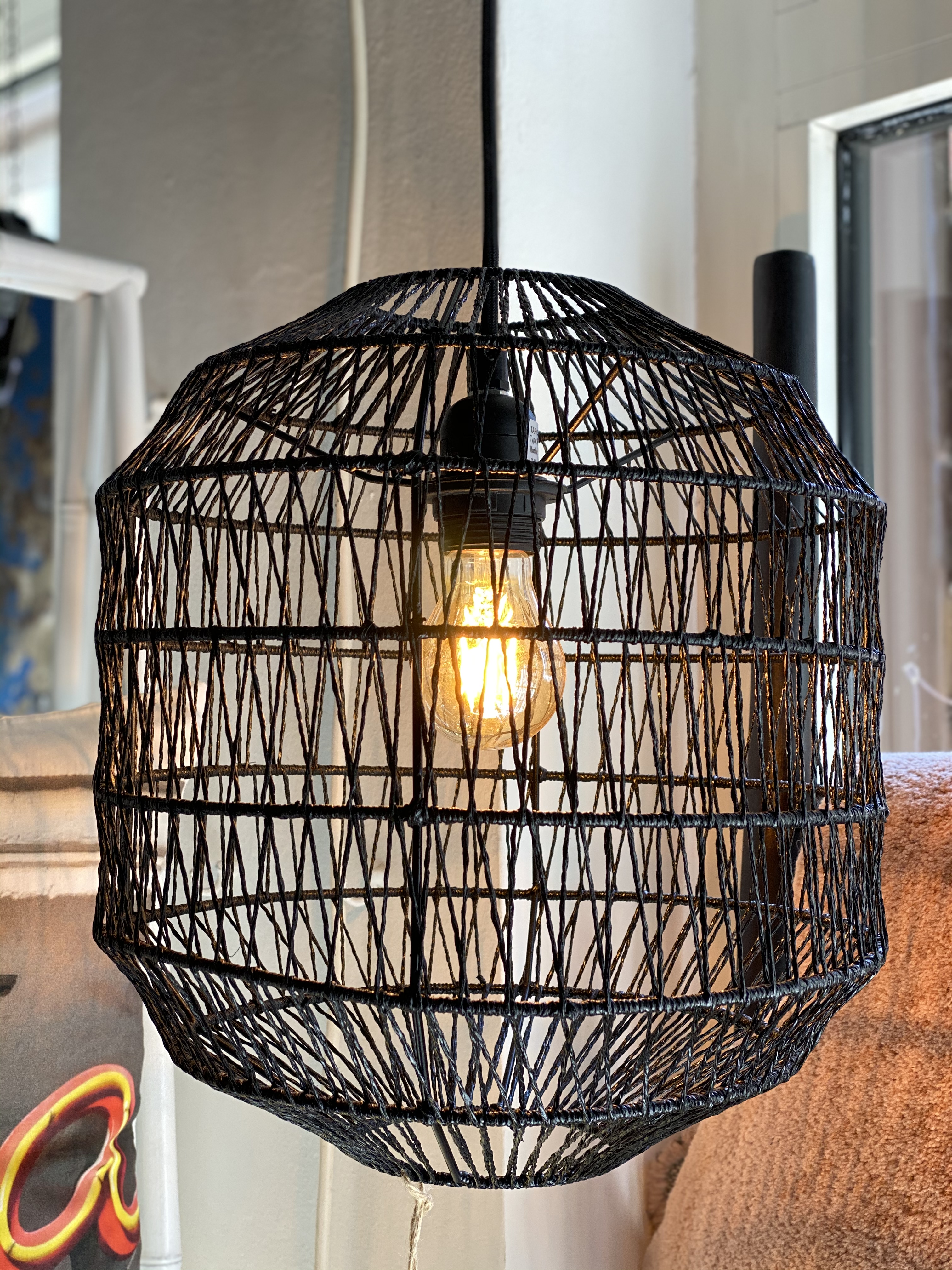Lifestyle94 Black Pendant Lamp, 29x33 cm