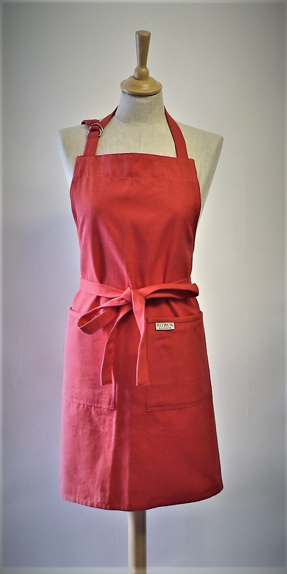 Sterck Carom Poppy Apron Standard