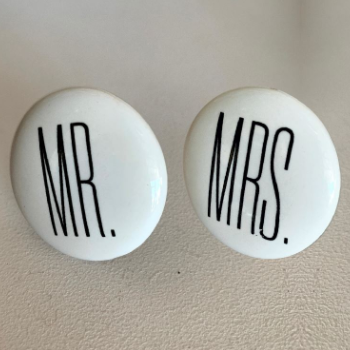 Set of 2 Mr and Mrs Knobs