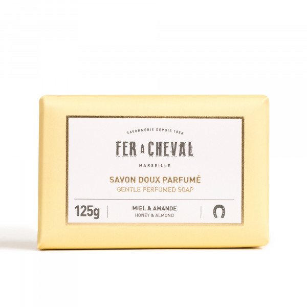 fer-a-cheval-125g-honey-and-almond-gentle-perfumed-soap