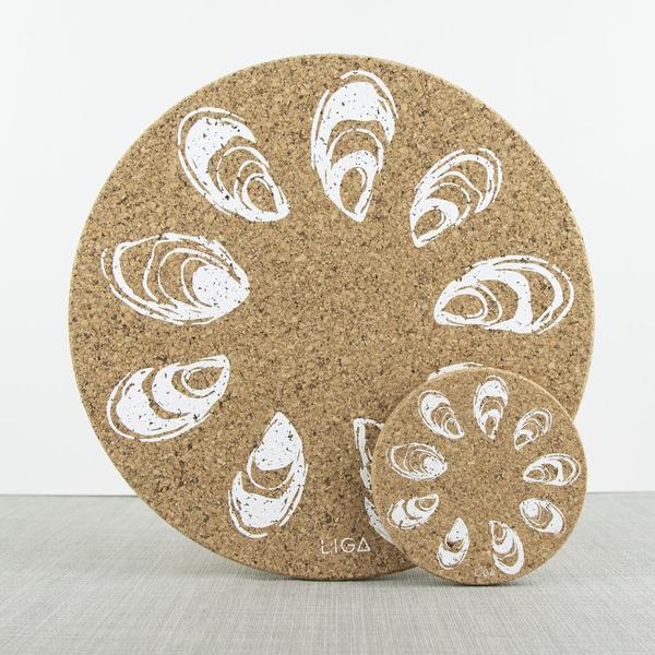 liga-cork-oyster-placemat