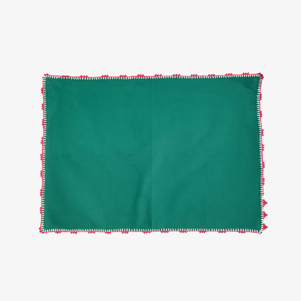 Leo Atlante Cotton Placemat Embroidered Contours 50x35cm Emeraid Green