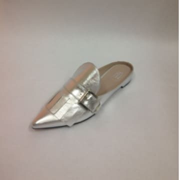 Teresa Nuñez Silver Tip Leather Slipper Shoe In Metallic