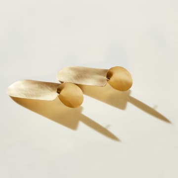 Monomono Gold Drop Form Earring