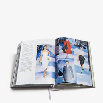 Thames & Hudson Dior Catwalk Book — Le Gioie