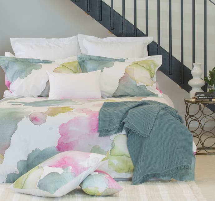 Trouva Aquasuvious Double Duvet Cover Set