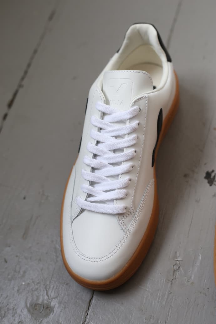 veja v12 extra white natural