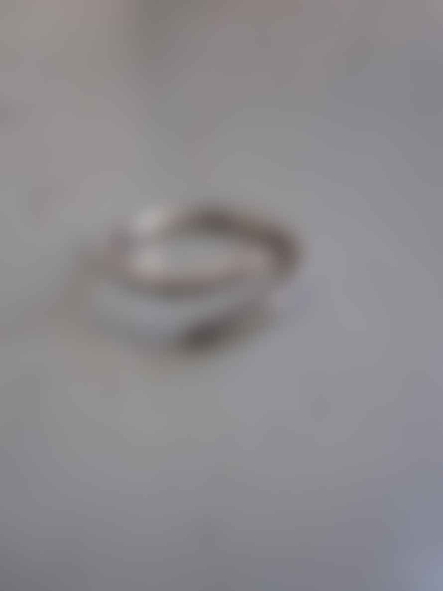 Window Dressing The Soul 925 Silver Hammered Twist Ring