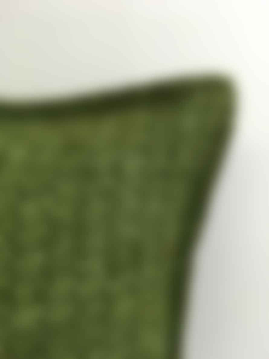 D&T 40 x 40cm Small Green and Dark Green Woolen Punto Pillow