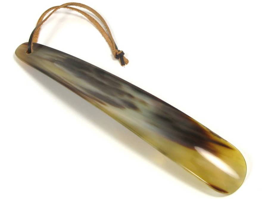 Abbeyhorn 8" Shoehorn With Leather Thong