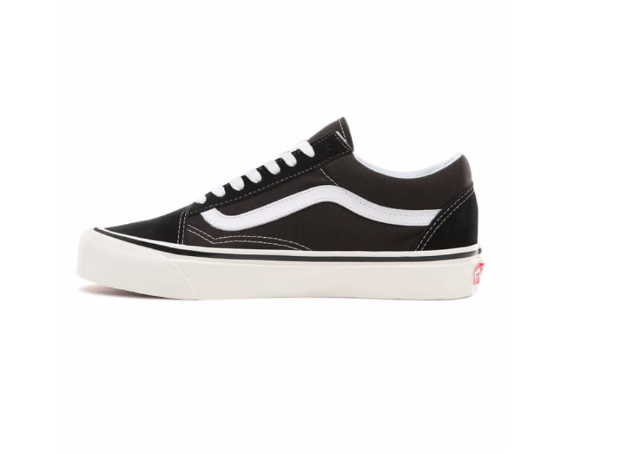 Trouva: Anaheim Factory Old Skool 36 DX Shoes - Black