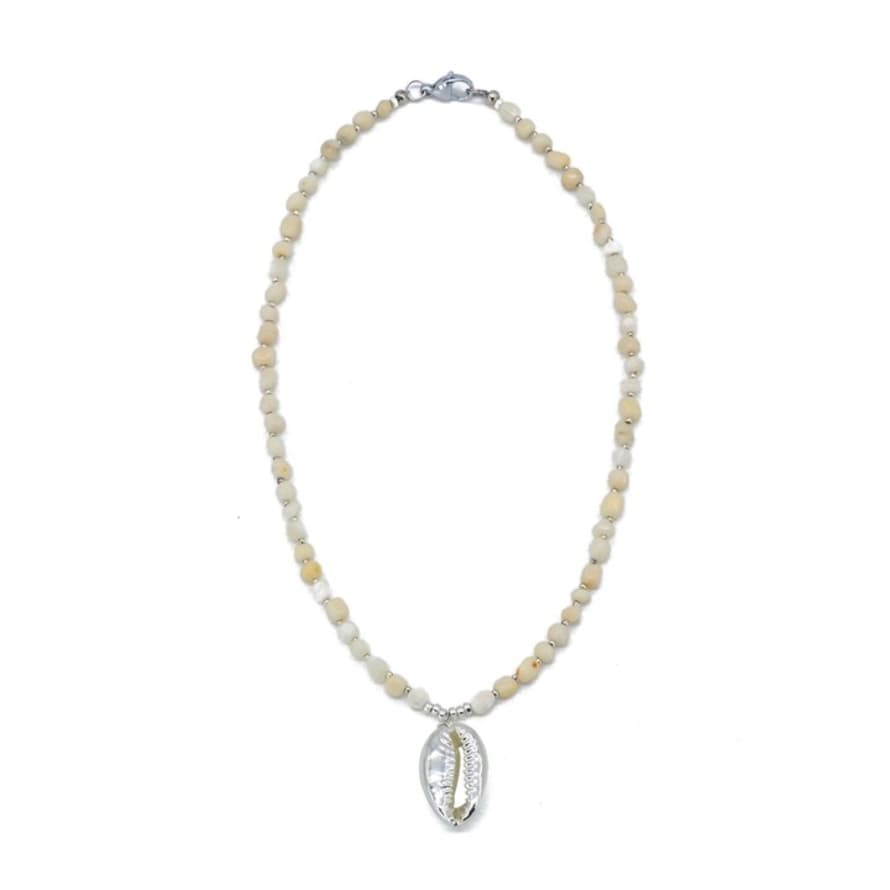 Nilu White Stone Silver Shell Necklace