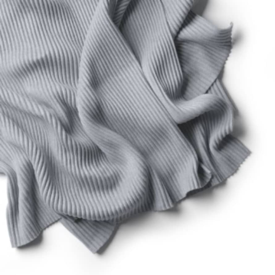 Design House Stockholm  Pleece Throw Light Grey