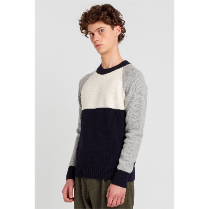 Trouva: Knit - Colour Block