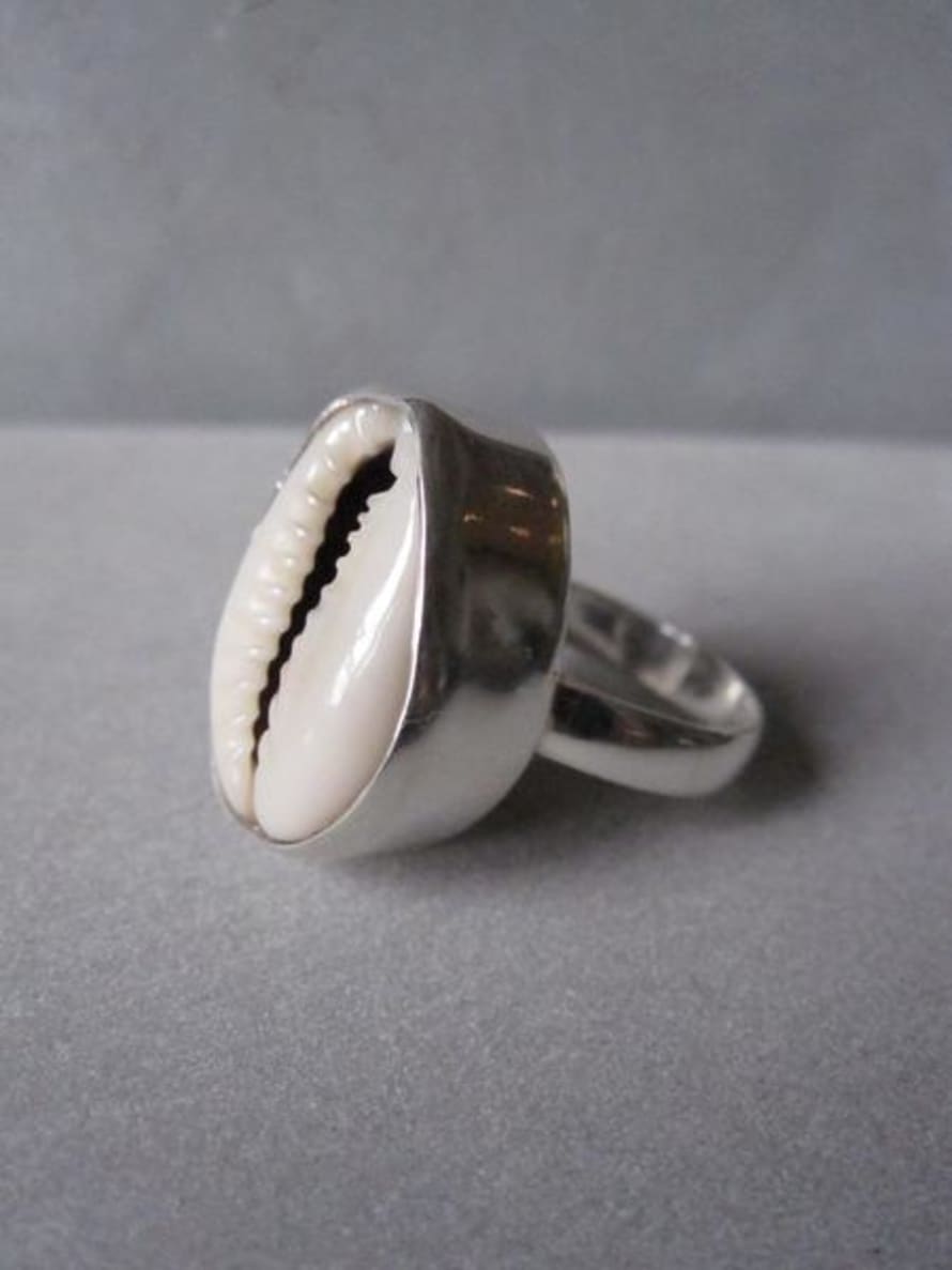 CollardManson Silver Natural Cowrie Shell Ring Deep Set