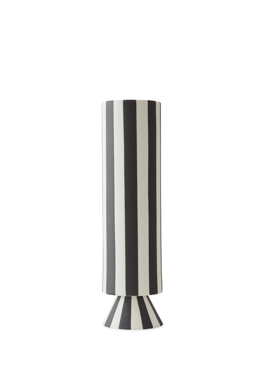 OYOY White and Black Ceramic Toppu Vase 