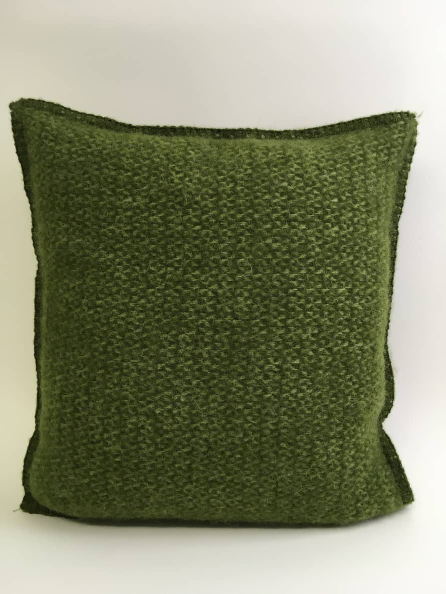 D&T 40 x 40cm Small Green and Dark Green Woolen Punto Pillow