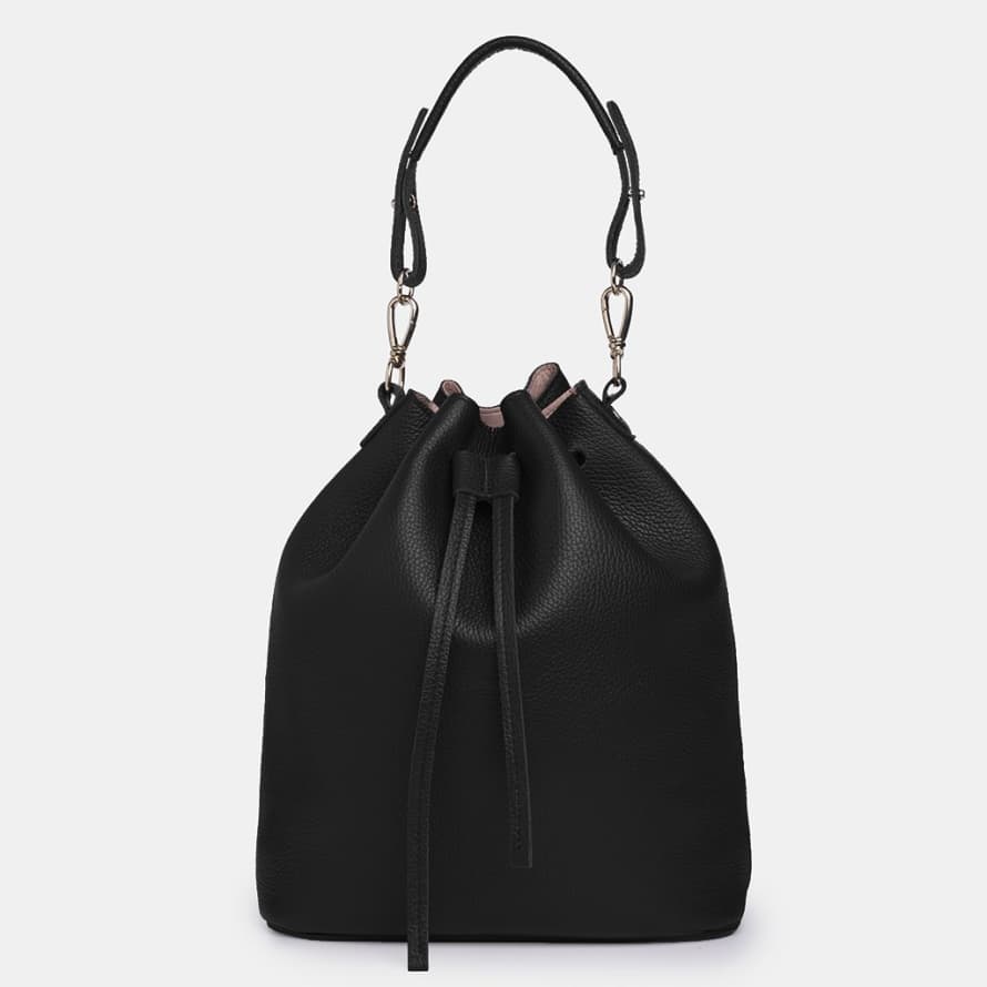 Ann kurz Saku Grained Black Bucket Bag