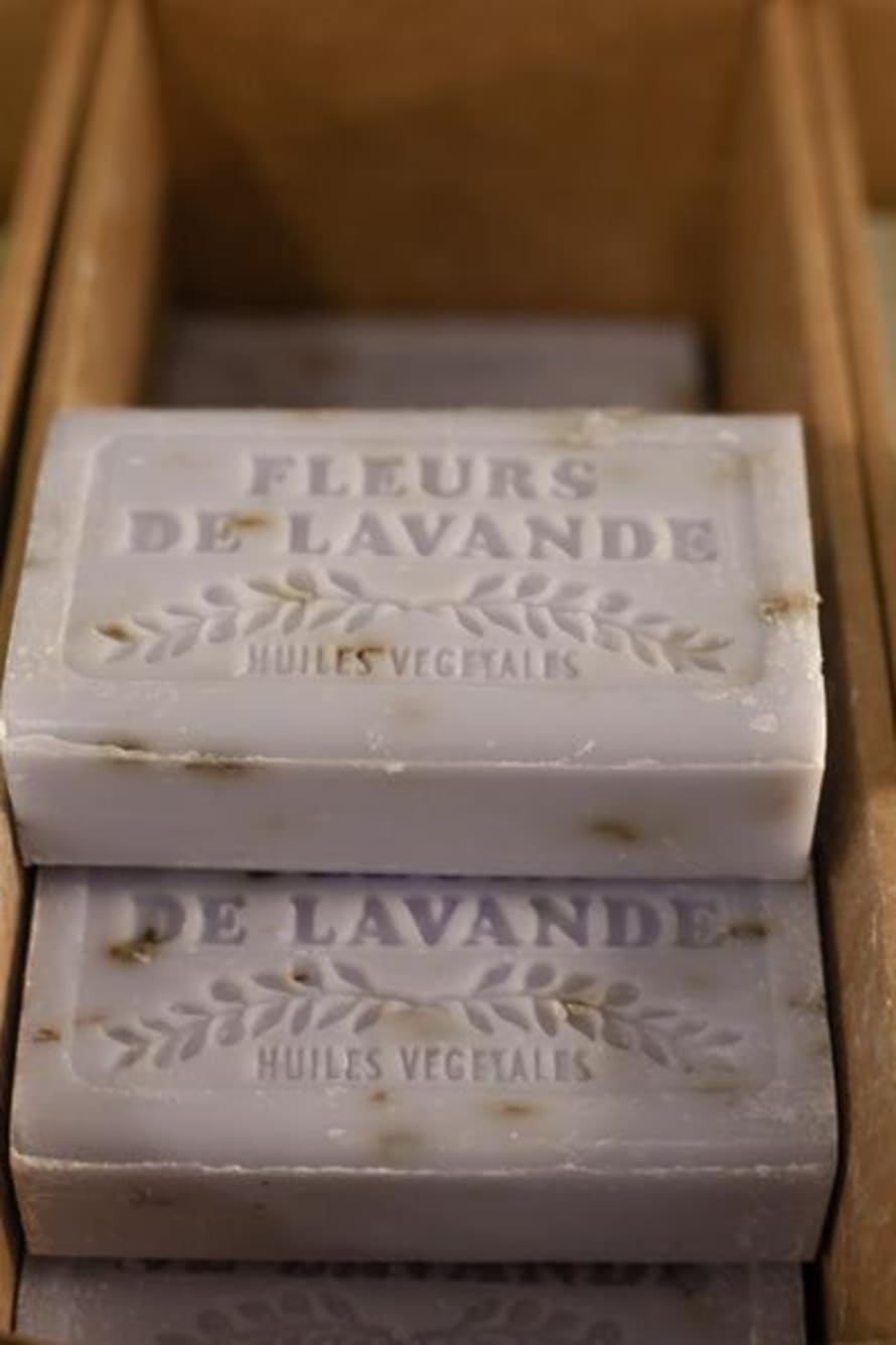 Grand Illusions Savon De Marseilles Lavande Exfoliante Soap