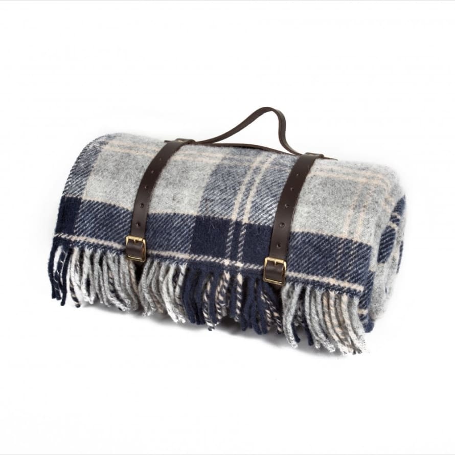 Tweedmill Navy Bannockbane Check Polo Picnic Rug with Waterproof Backing with Leather Straps