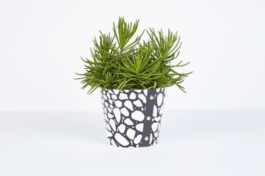 Studio Wald Cobbles Plant Pot Cover Large