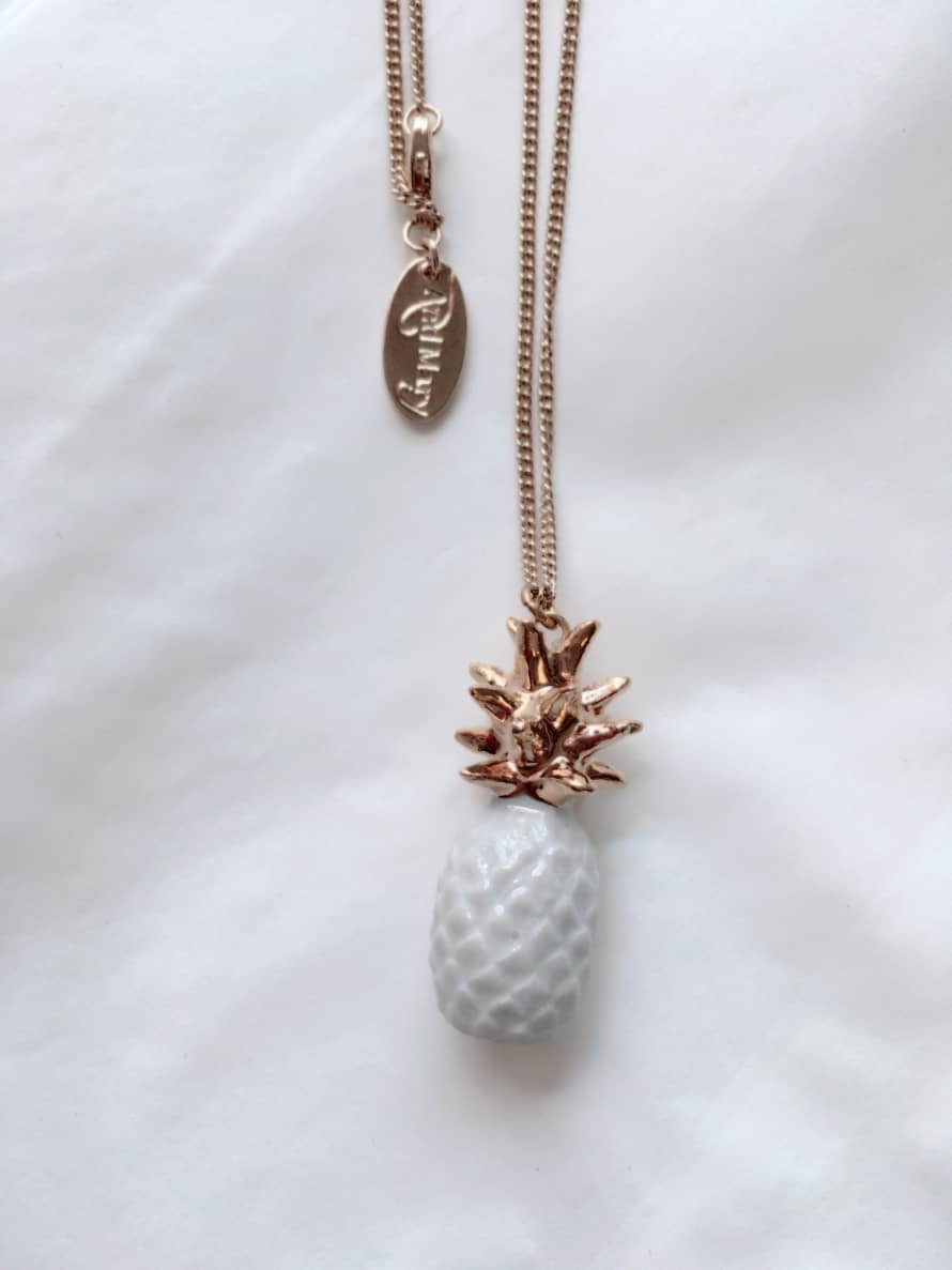 And Mary  Necklace Pinapple white