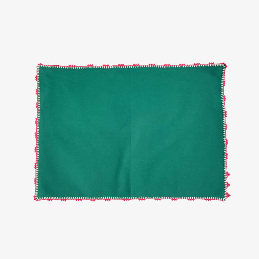 Leo Atlante Cotton Placemat Embroidered Contours 50x35cm Emeraid Green