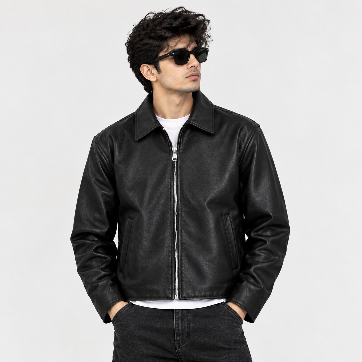 APEXTHRILL CLASSIC BLACK LEATHER JACKET