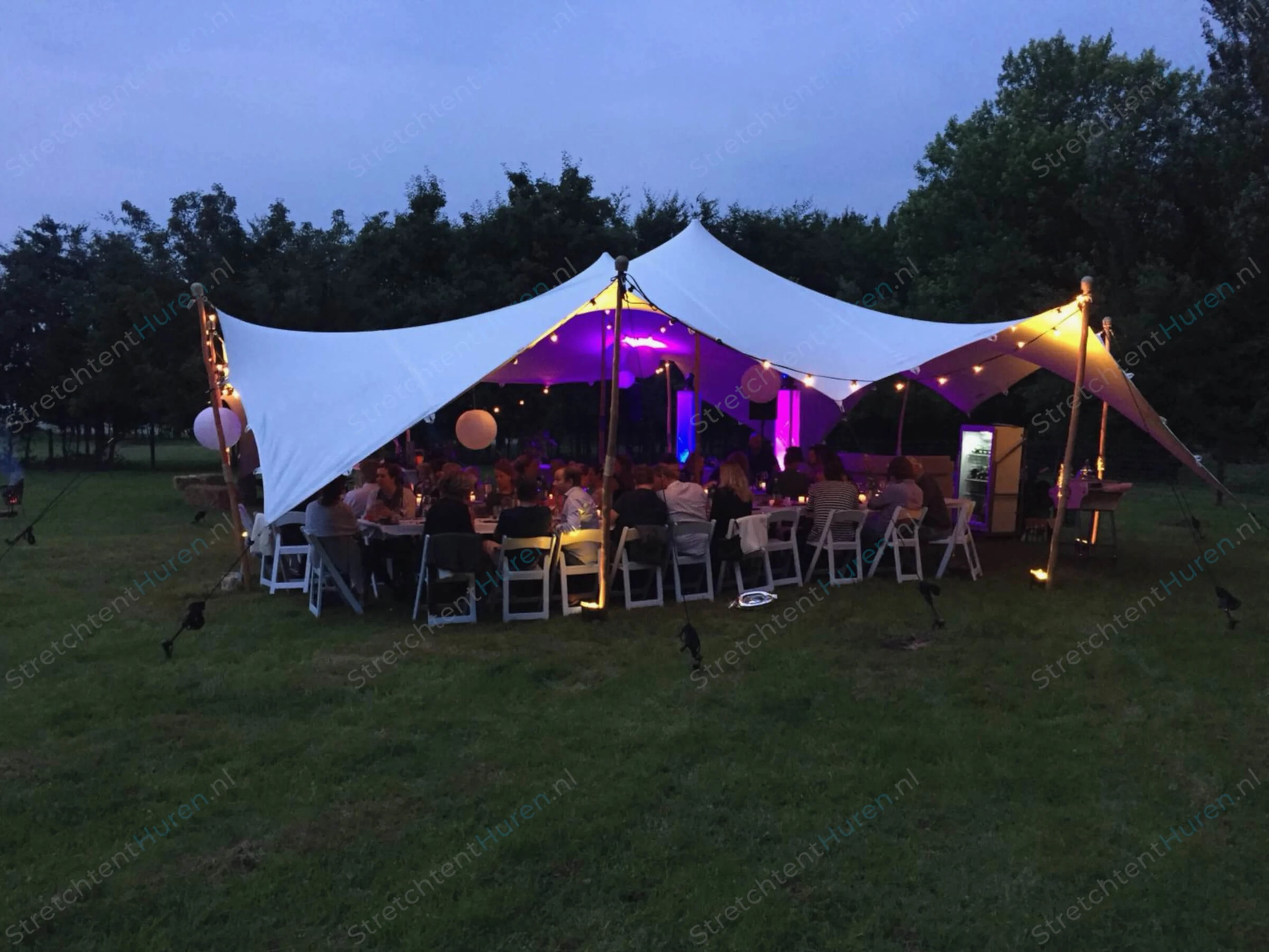 Stretchtent 10x10 meter huren