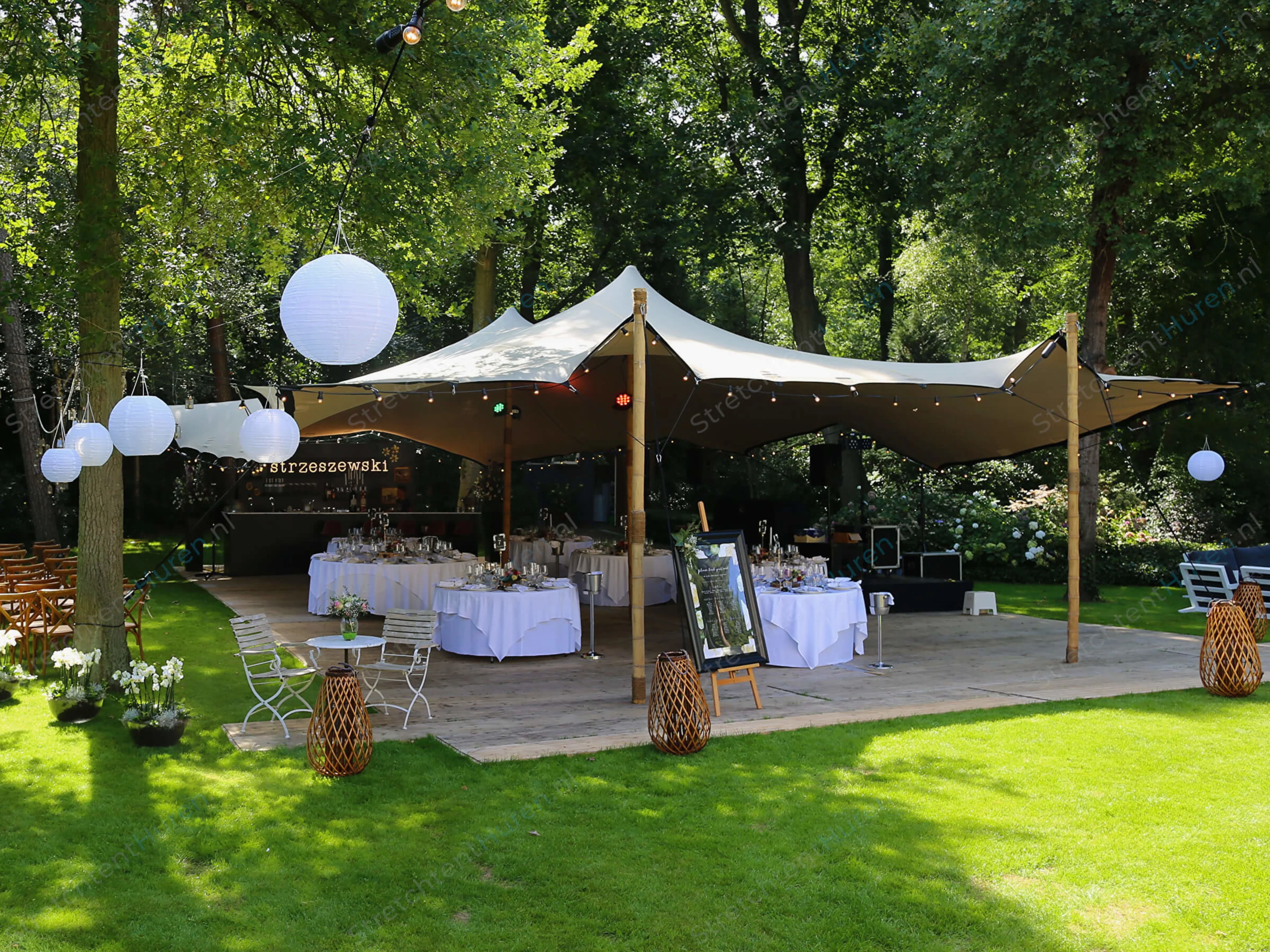 Stretchtent 10x15 meter huren