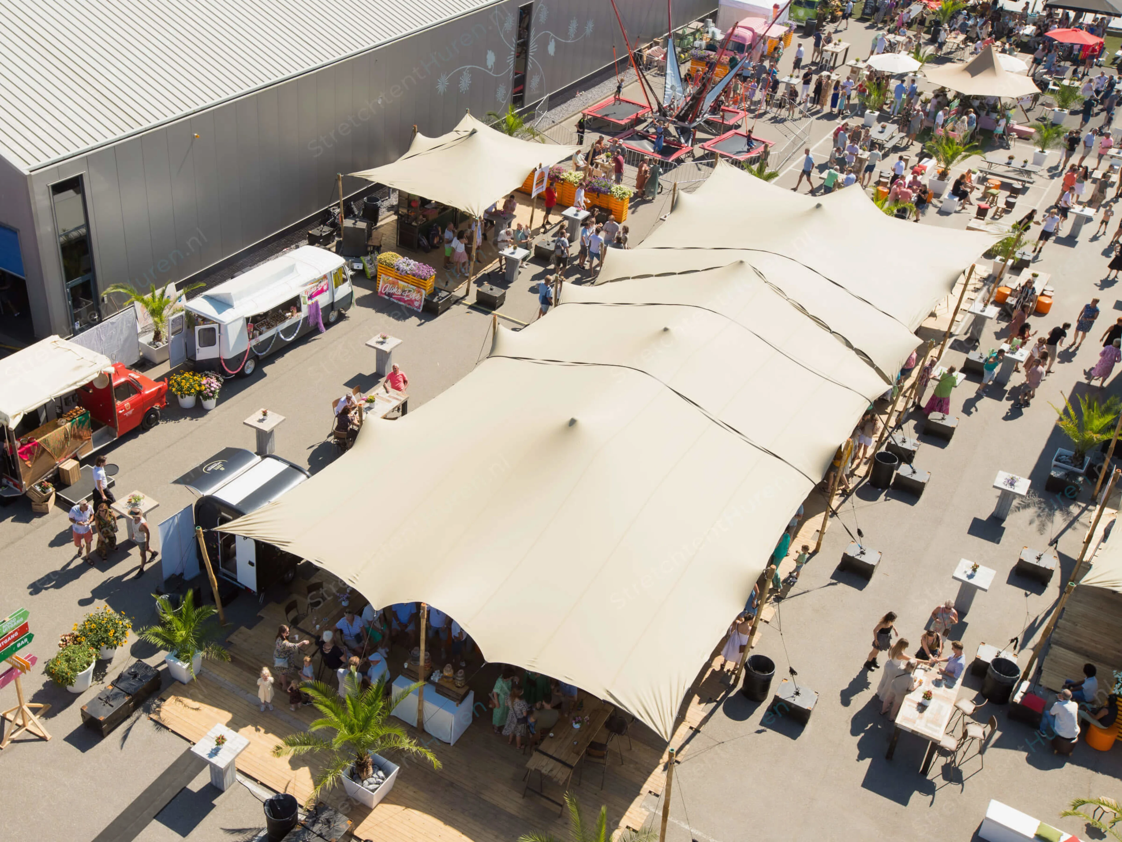 Stretchtent 10x17,5 meter huren