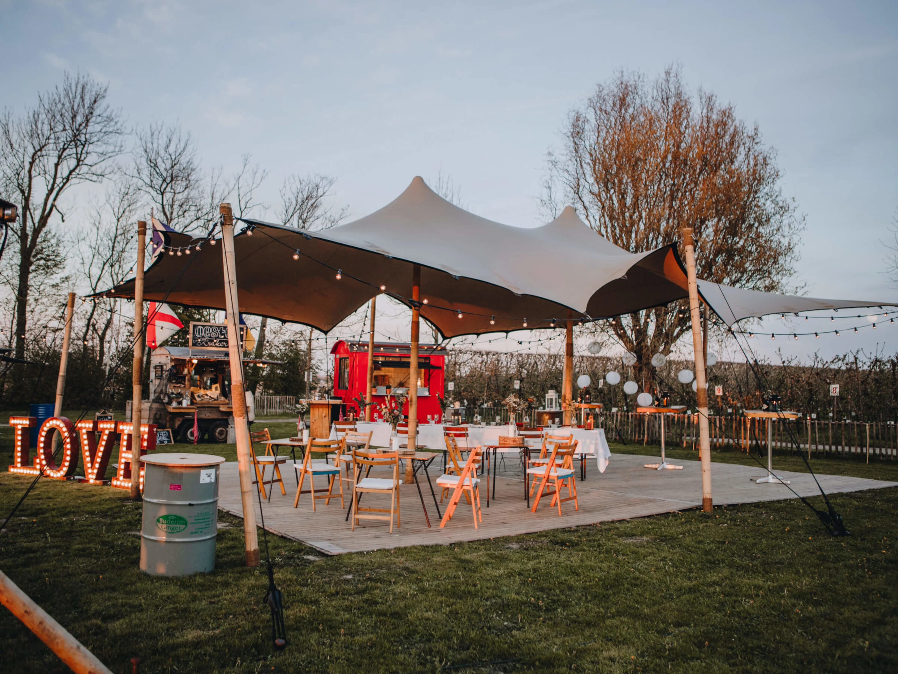 Stretchtent 7,5x10 meter huren