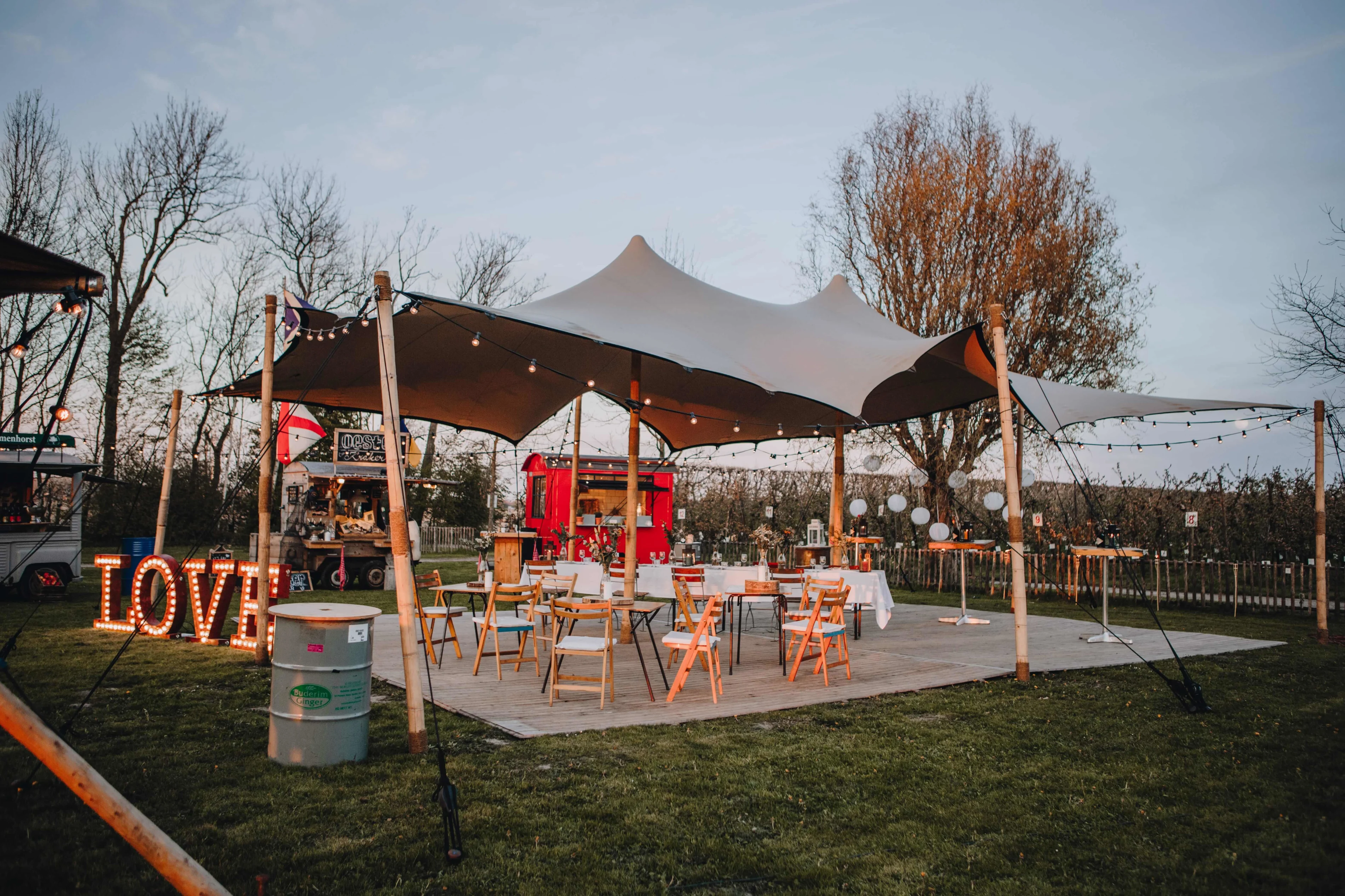 Stretchtenten voor evenementen locatie