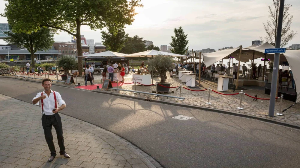 Stretchtent overkapping voor feest in Rotterdam
