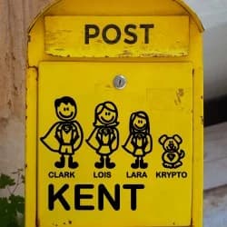 Postkasse stickers - familie nr 9 SUPER HELTE