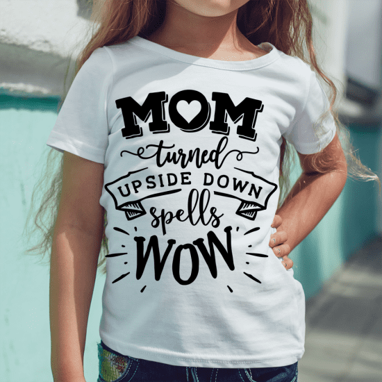 strygestof af høj kvalitet, Mom turned upside down spells WOW - Mors dag strygemærke Mom turned upside down spells WOW - Mors dag strygemærke