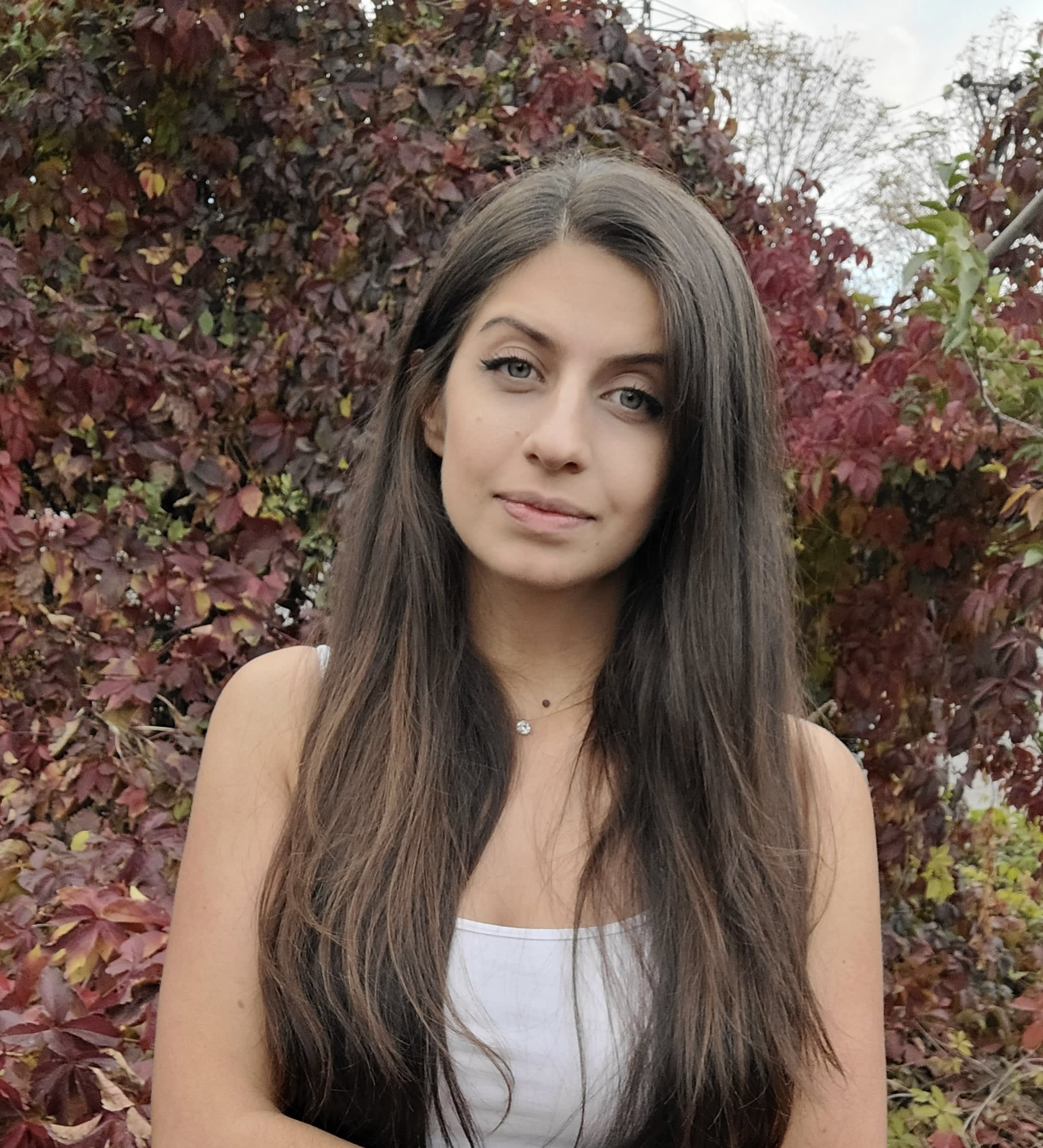 Елена Арутюнян