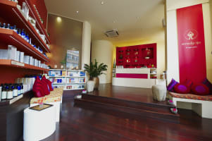 Werken als student bij Serendip Spa & Studio
