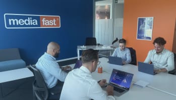 Travailler en tant que jeune diplômé chez Media Fast