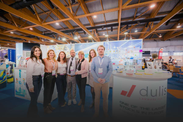 Travailler en tant que jeune diplômé chez Analis