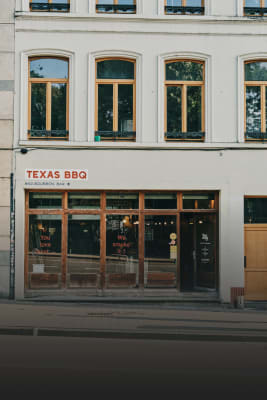 Travailler en tant que étudiant chez Holy Smoke (Societe Fat & Curious sprl)